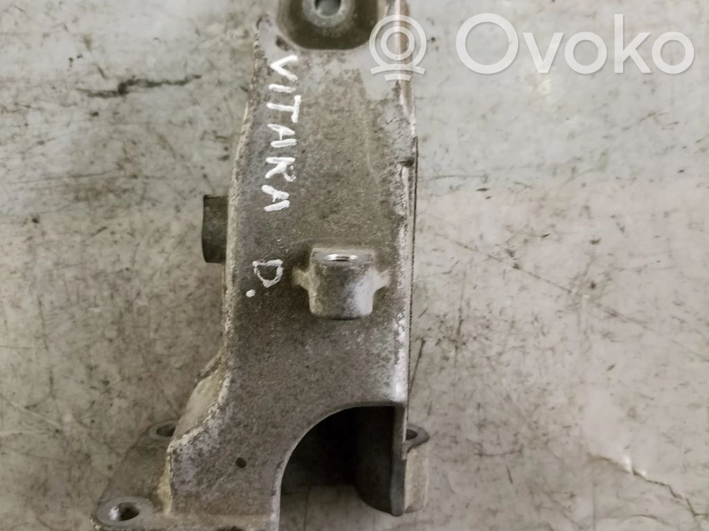 Engine mounting bracket   200117