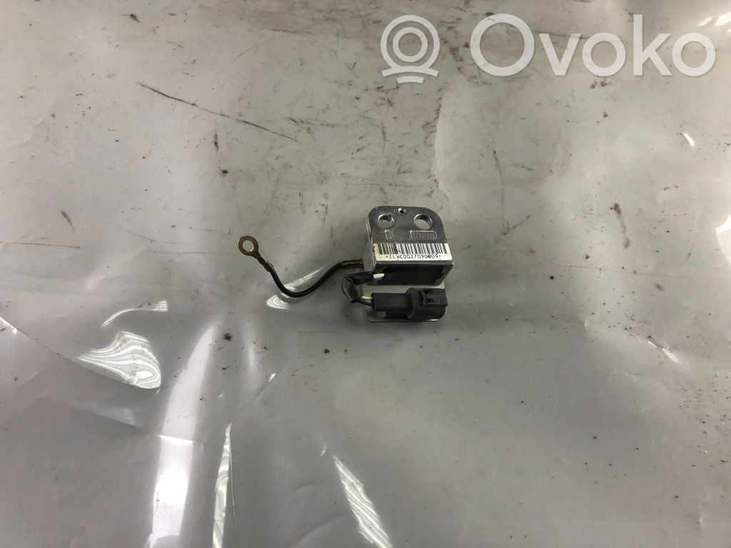 Nissan Patrol Y61 Airbagsensor Crashsensor Drucksensor 