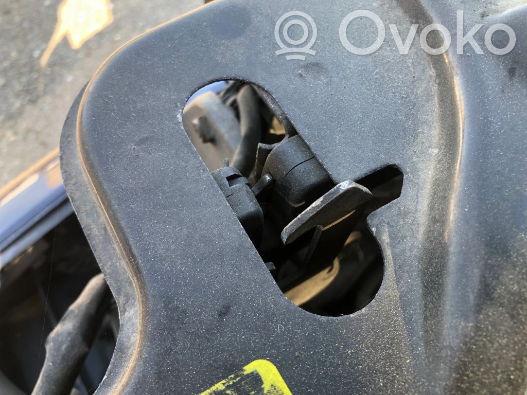 Engine bonnet/hood lock/catch