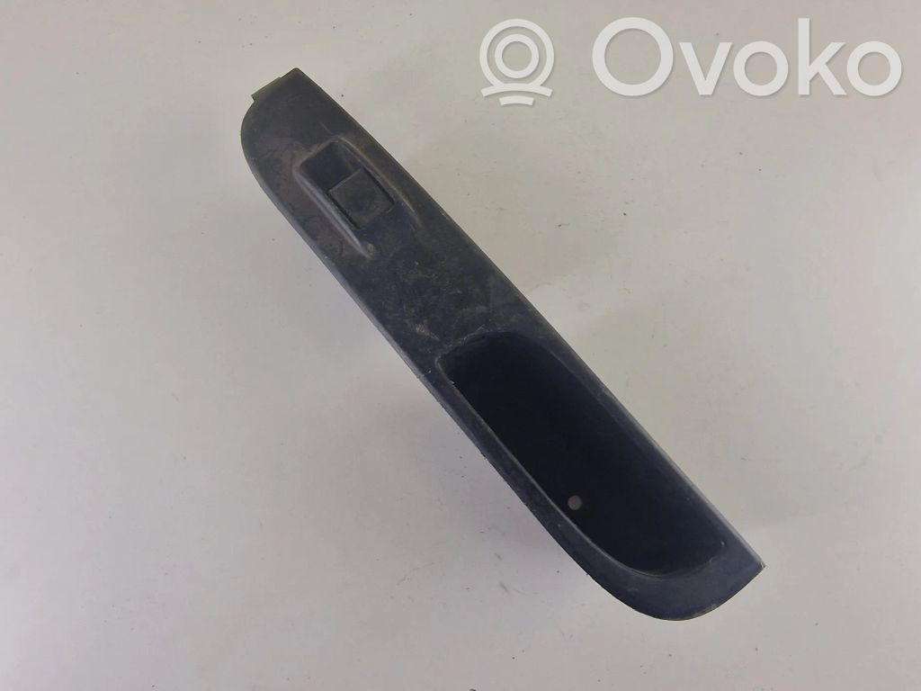 Mitsubishi L200 Electric window control switch 