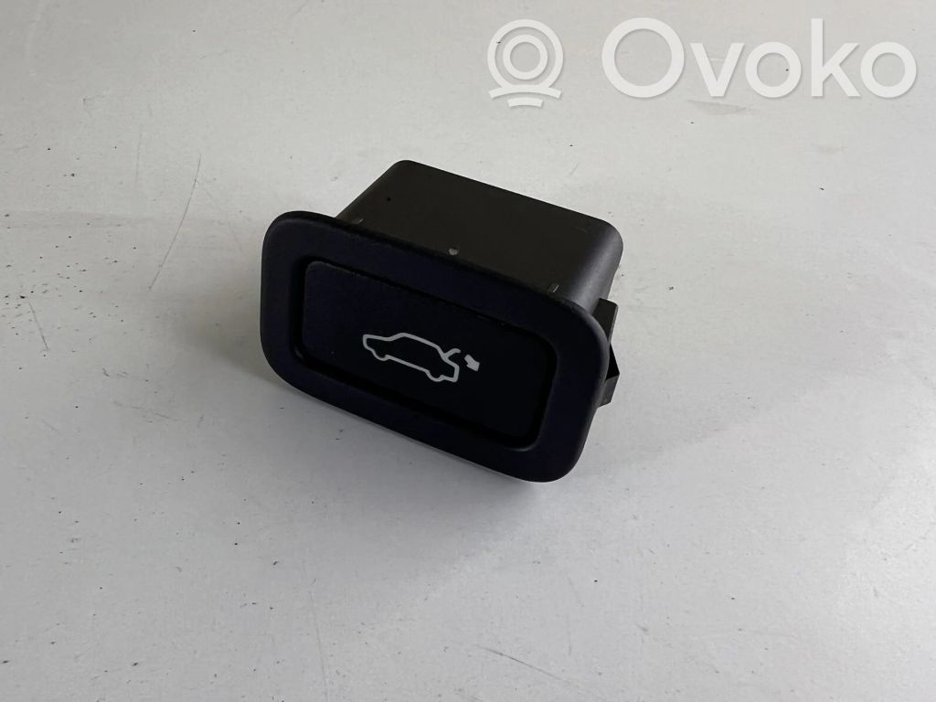 Land Rover Range Rover Sport L320 Tailgate/trunk/boot open switch 