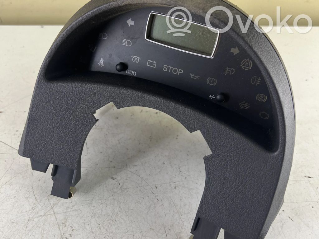 Peugeot 807 Screen/display/small screen 