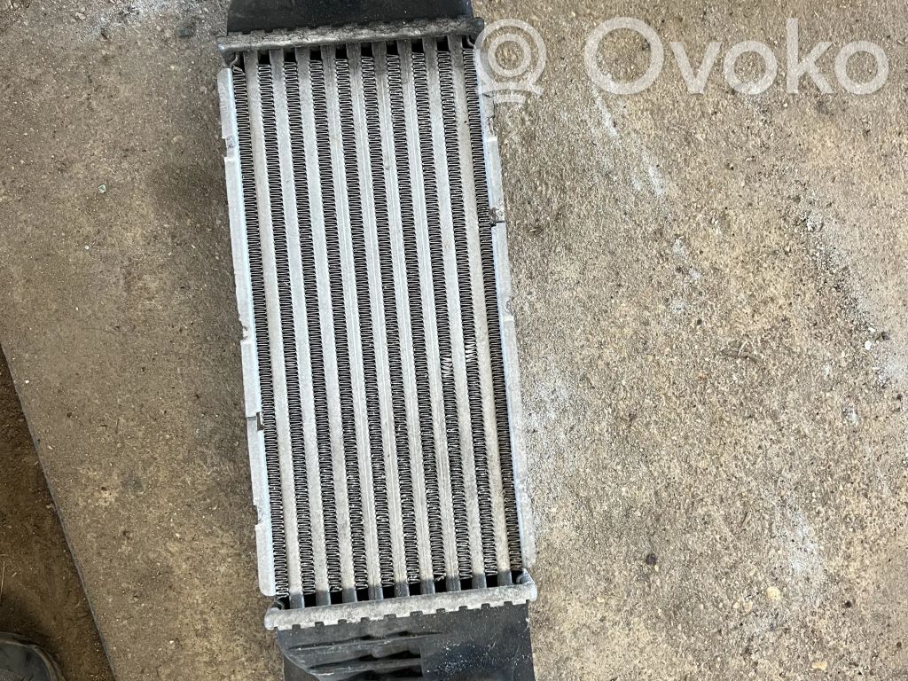 Citroen C5 Interkūlerio radiatorius 
