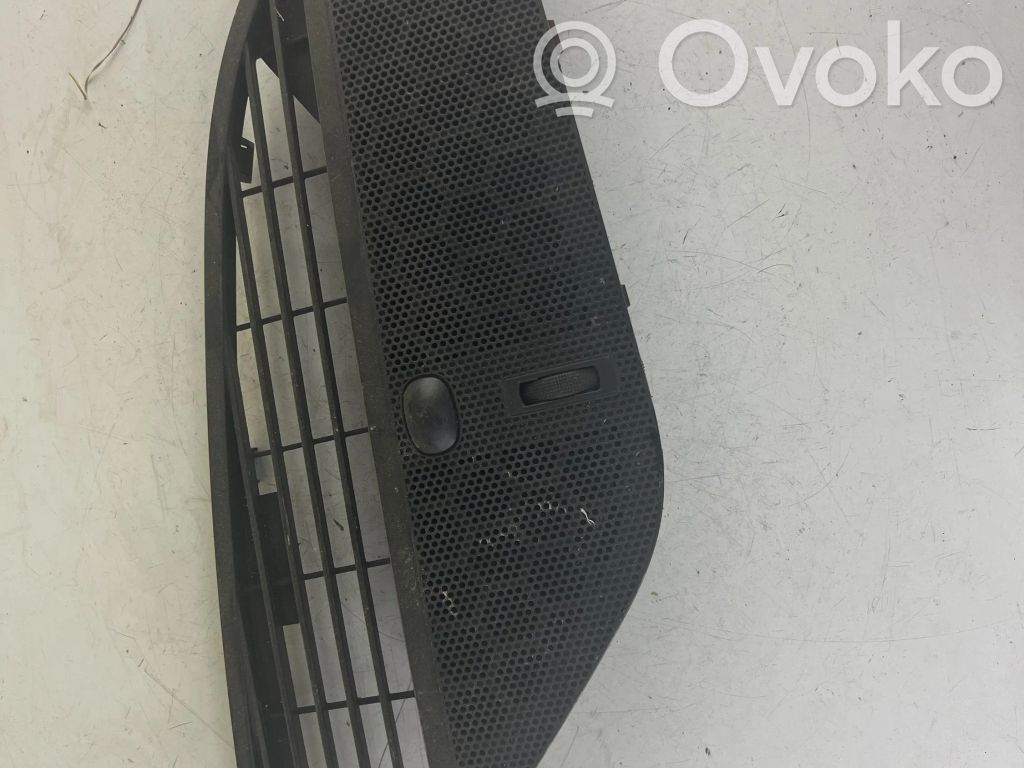 Citroen C5 Centrinės oro grotelės 