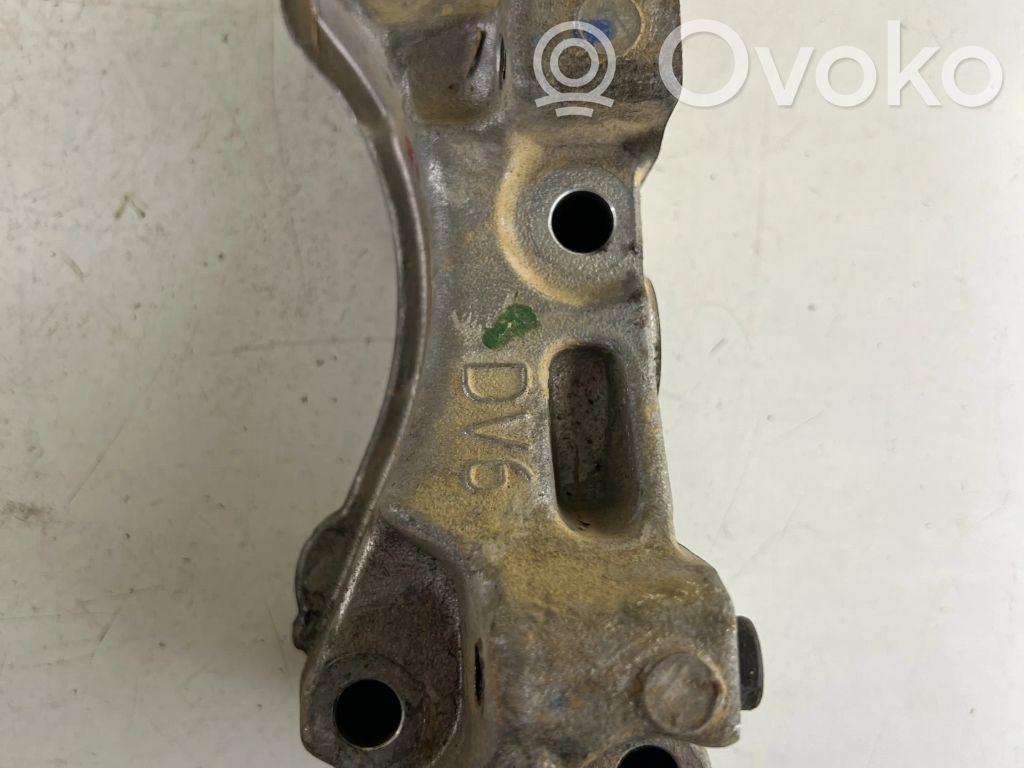 Peugeot 307 Engine mounting bracket 