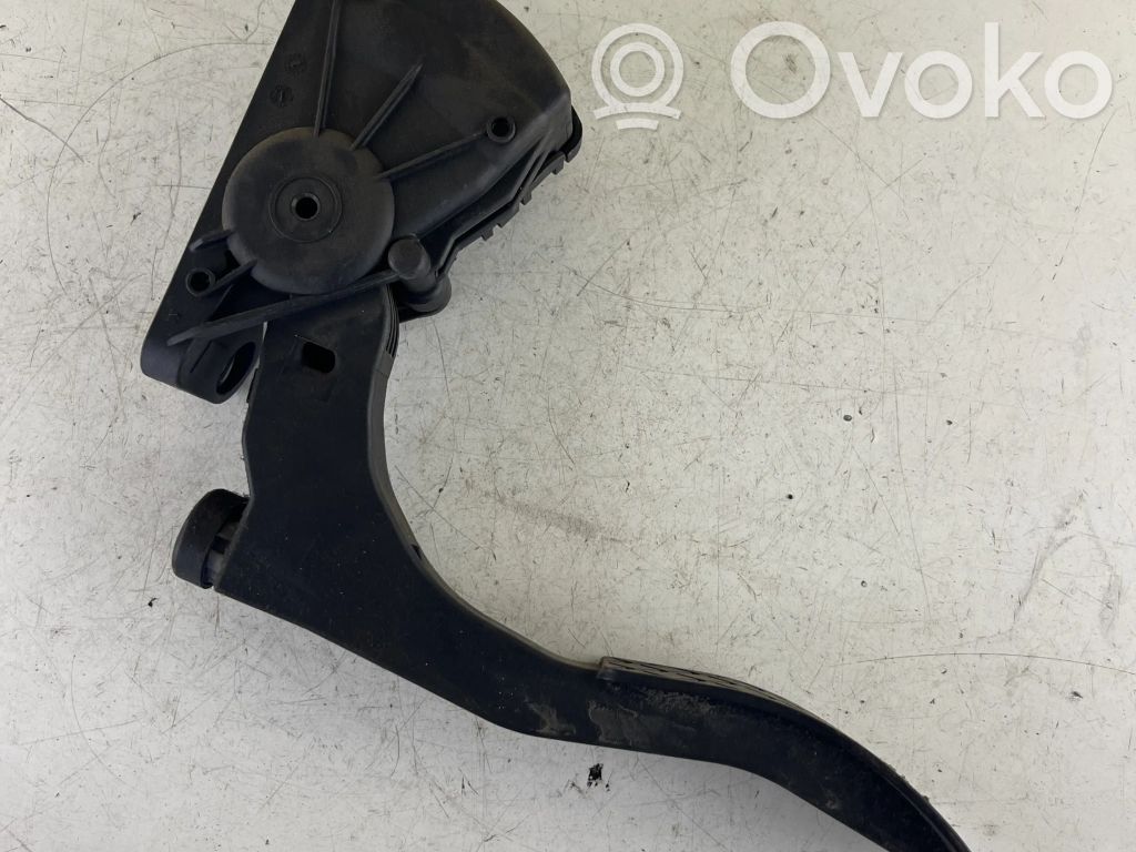 Audi A6 S6 C6 4F Accelerator throttle pedal 