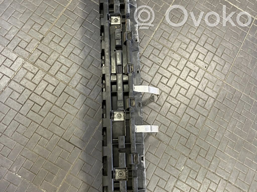 Volvo XC90 Soporte de montaje del parachoques trasero 