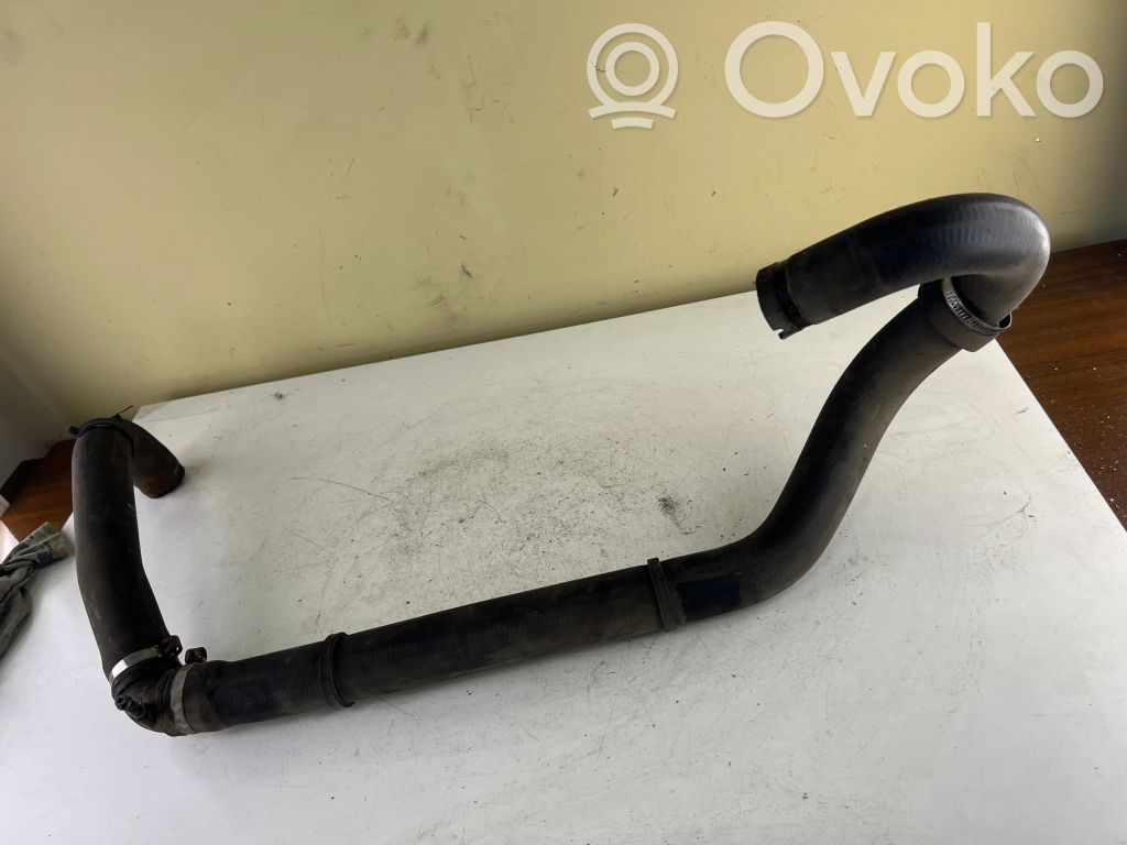 Engine coolant pipe/hose