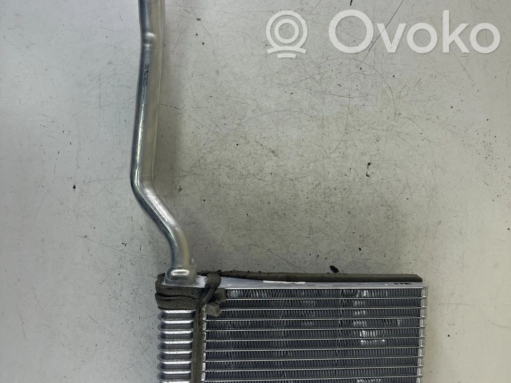 Volvo V50 Pečiuko radiatorius 