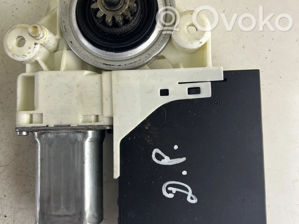 Volvo V50 Silnik regulatora szyby drzwi przednich 