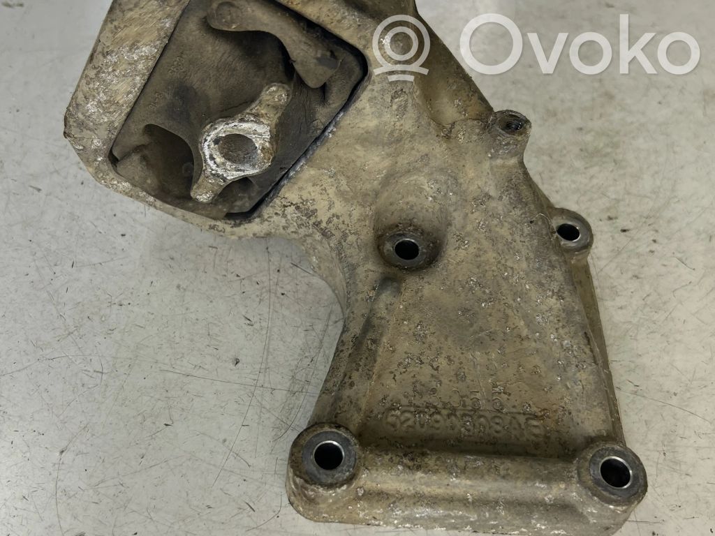 Jeep Grand Cherokee (WK) Engine mount bracket 