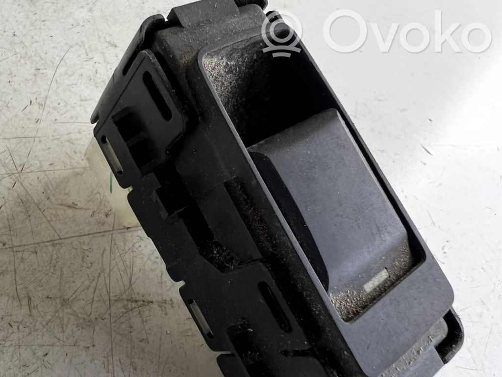 Jeep Grand Cherokee (WK) Electric window control switch 