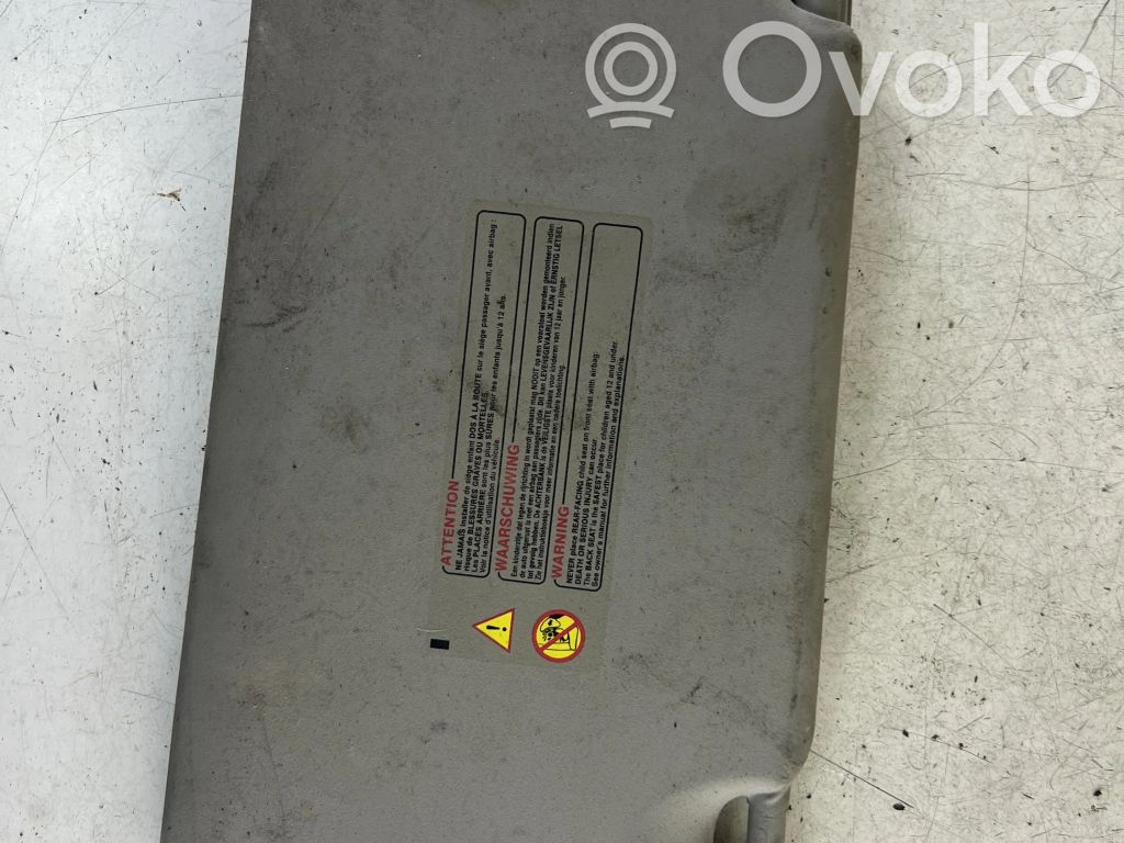 Sun visor