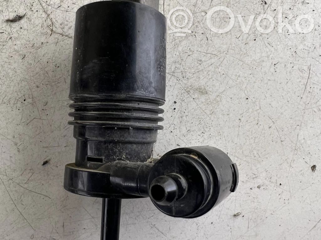 Nissan Micra Windscreen/windshield washer pump 