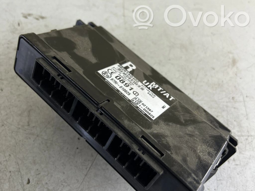 Gearbox control unit/module   88281AG400,X1T18475M,IMB52102