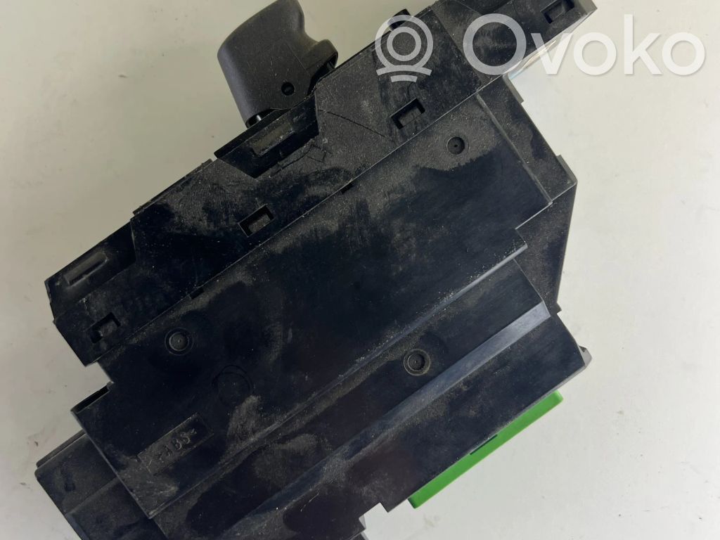 Volvo S60 Electric window control switch 