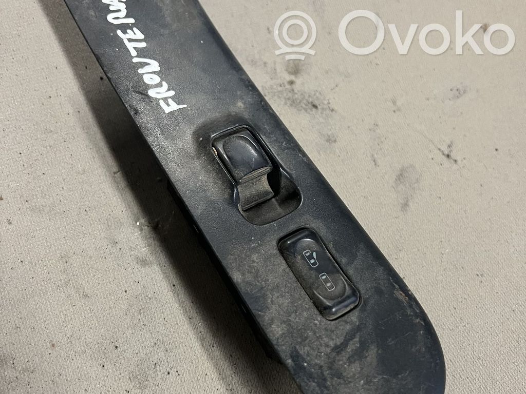 Opel Frontera B Przyciski szyb 