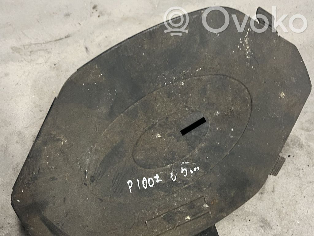 Peugeot 1007 Tool box 
