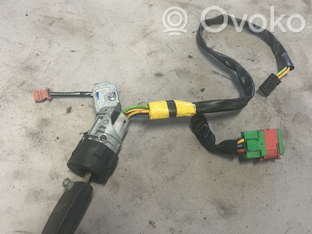 Peugeot 1007 Ignition lock 