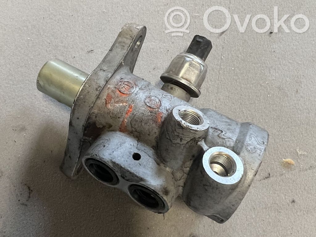 Renault Vel Satis Pääjarrusylinteri 