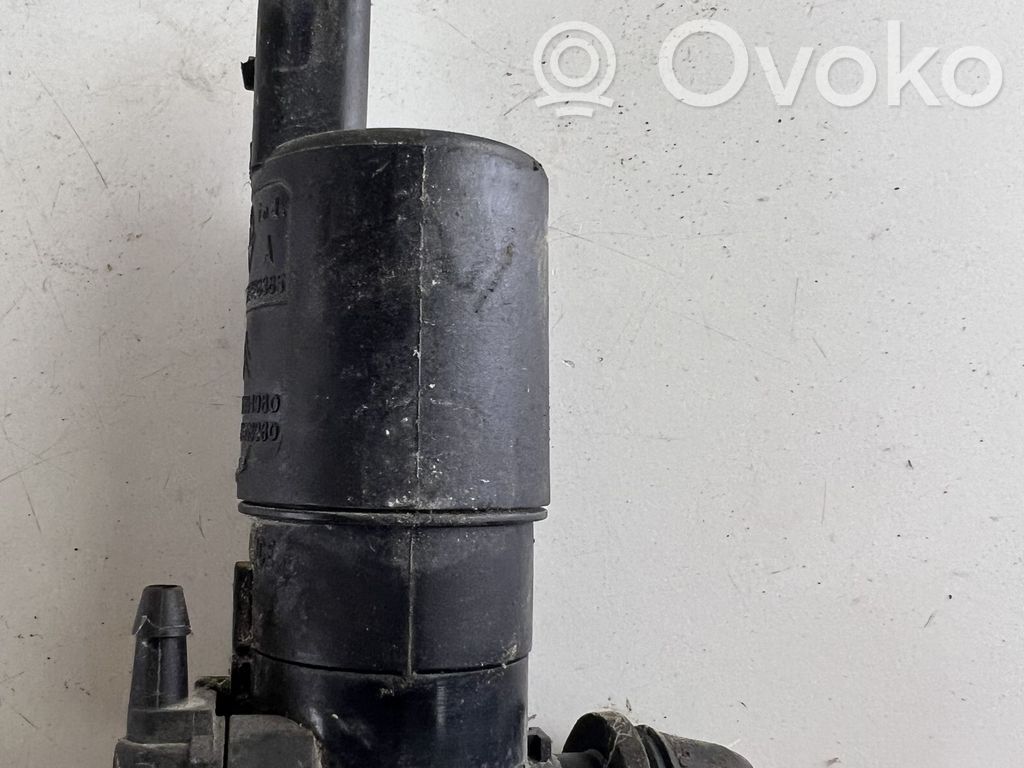 Peugeot 607 Windscreen/windshield washer pump 