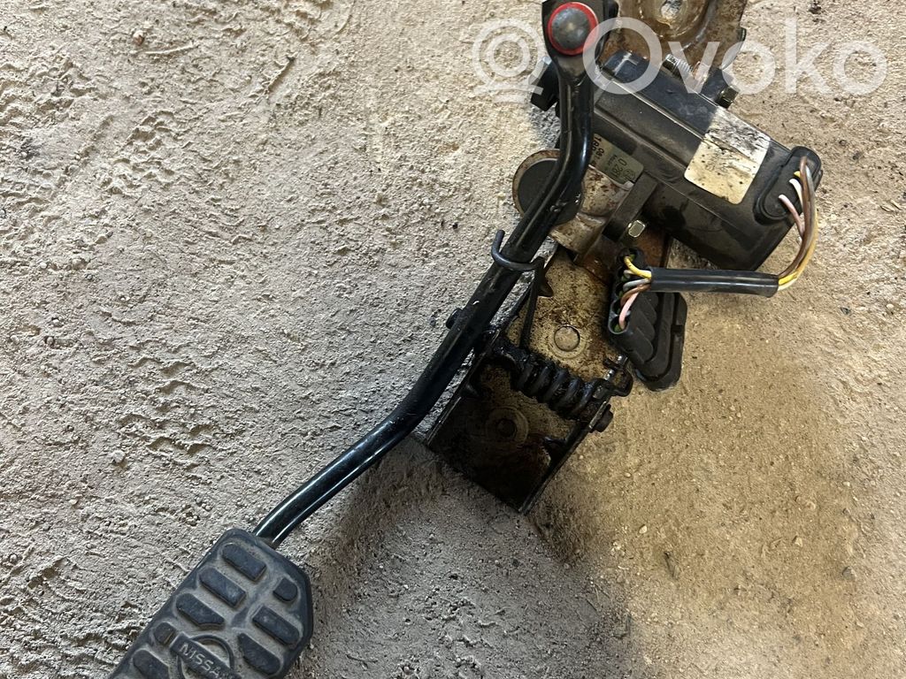 Nissan Almera N16 Accelerator throttle pedal 