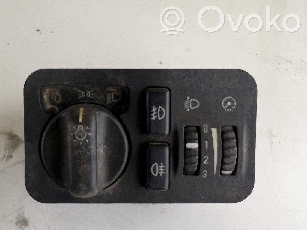 Opel Frontera B Light switch 