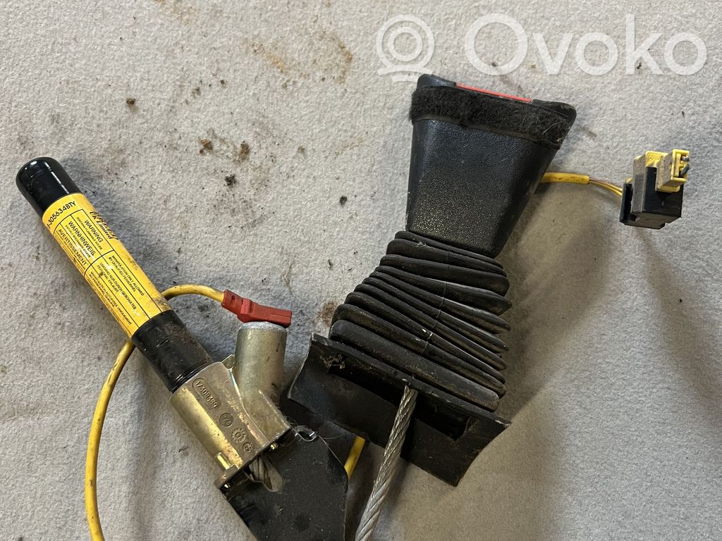Opel Frontera B Bridă fixare centură de siguranță față 
