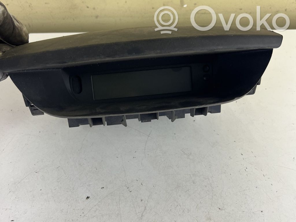Renault Laguna II Monitori/näyttö/pieni näyttö 