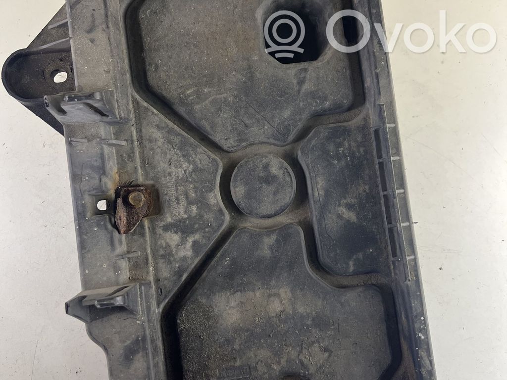 Jeep Grand Cherokee (WK) Battery tray 