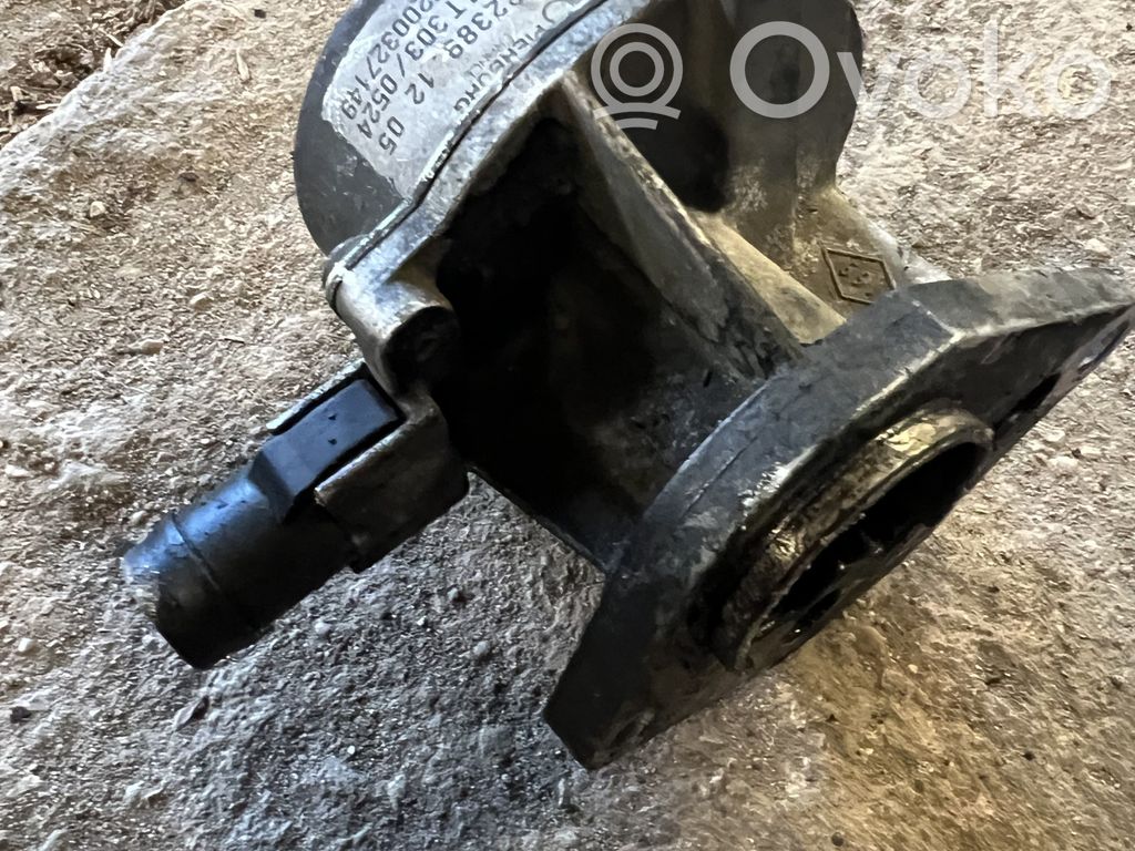 Renault Kangoo I Vacuum pump 