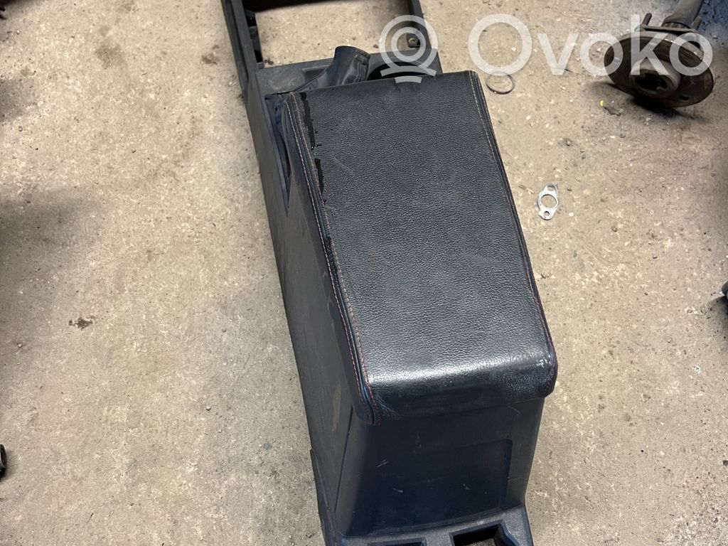 Dodge Nitro Armrest 