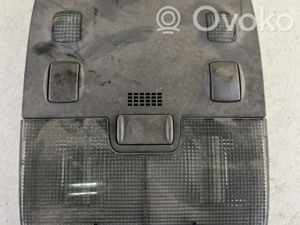 Audi A6 S6 C5 4B Etuistuimen valo 