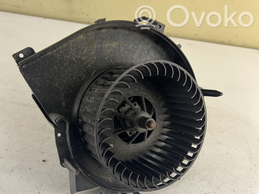 Opel Corsa C Pečiuko ventiliatorius/ putikas 