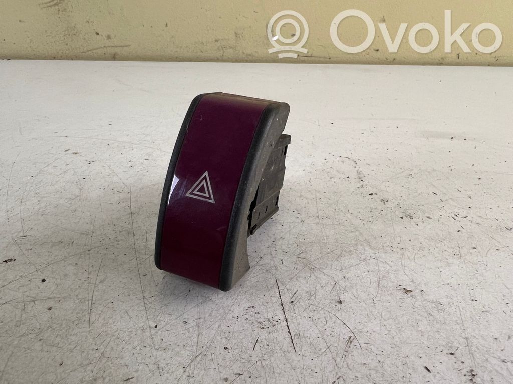 Opel Corsa C Hazard light switch 
