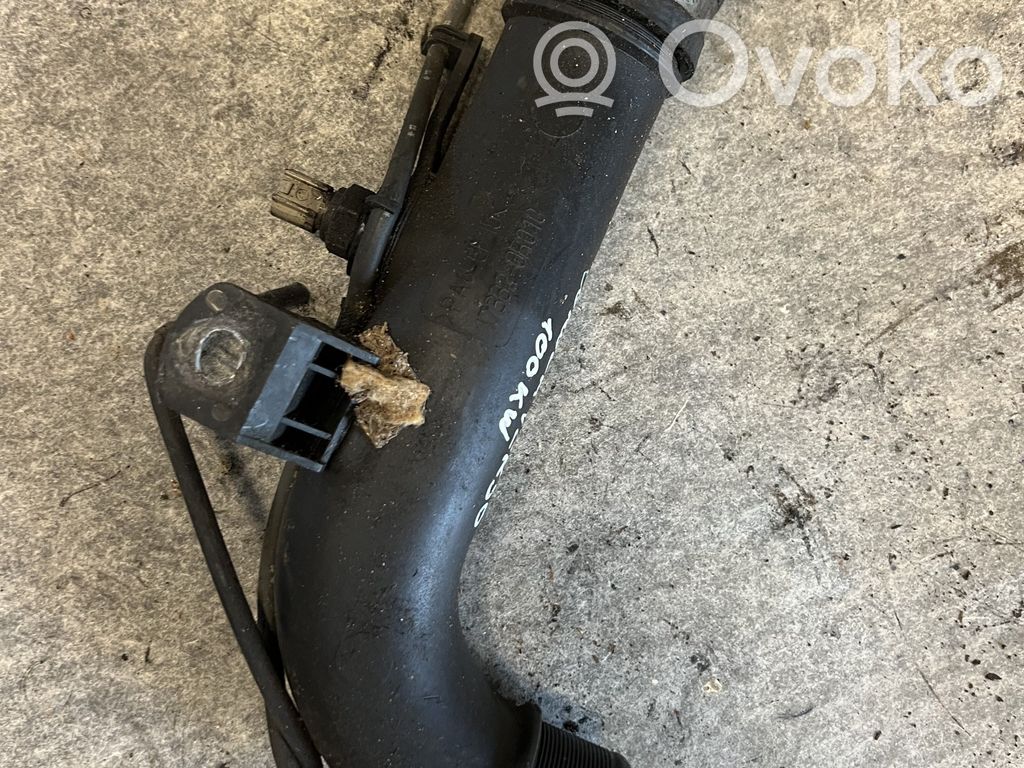 Toyota Corolla Verso AR10 Wąż / Rura intercoolera 