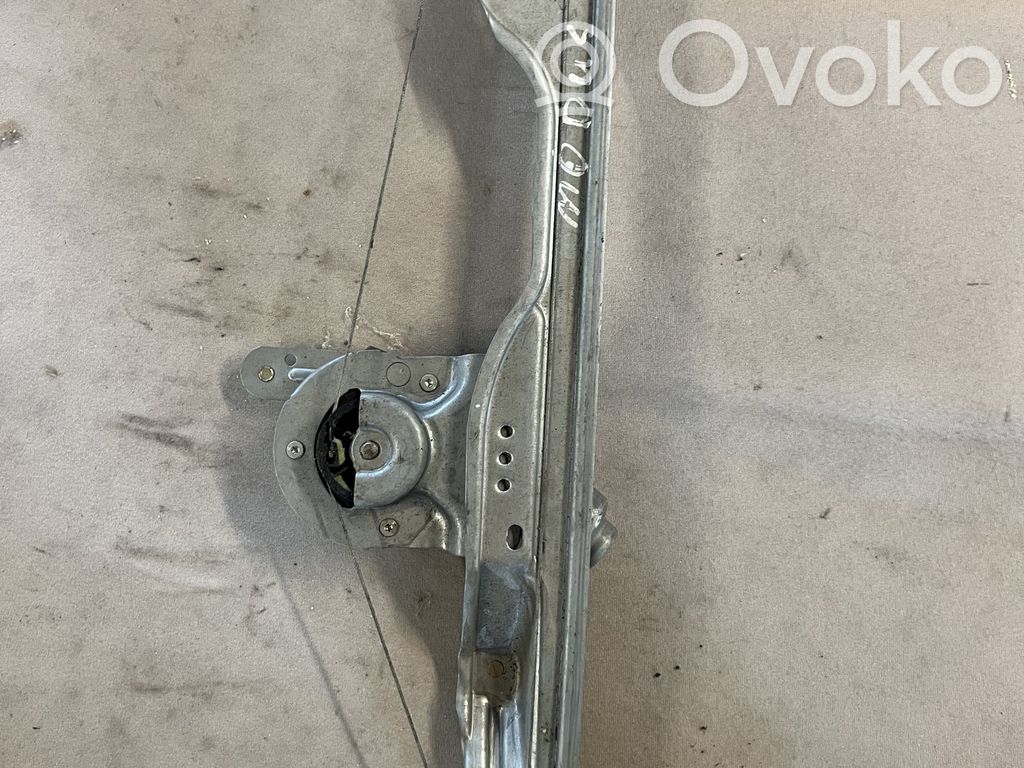 Renault Modus Front door window regulator with motor 