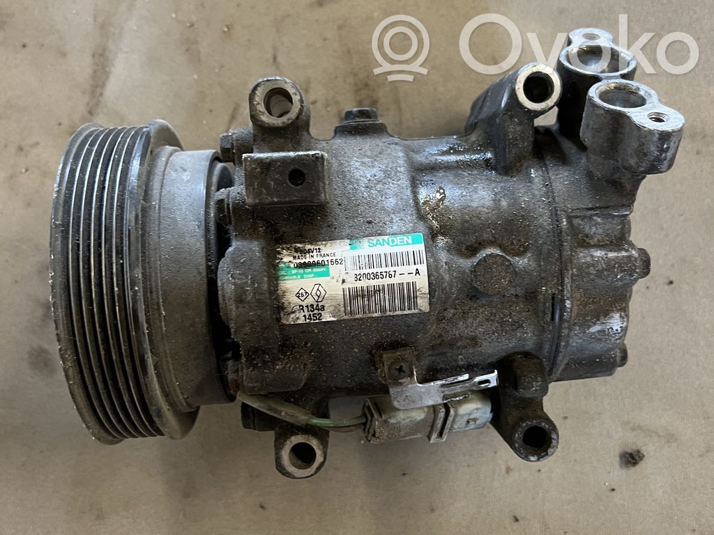 Renault Modus Air conditioning (A/C) compressor (pump) 