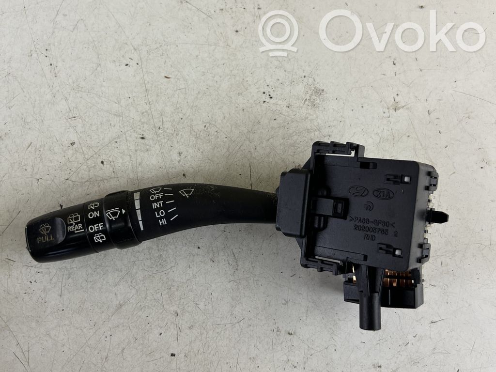 Hyundai Santa Fe Wiper control stalk 