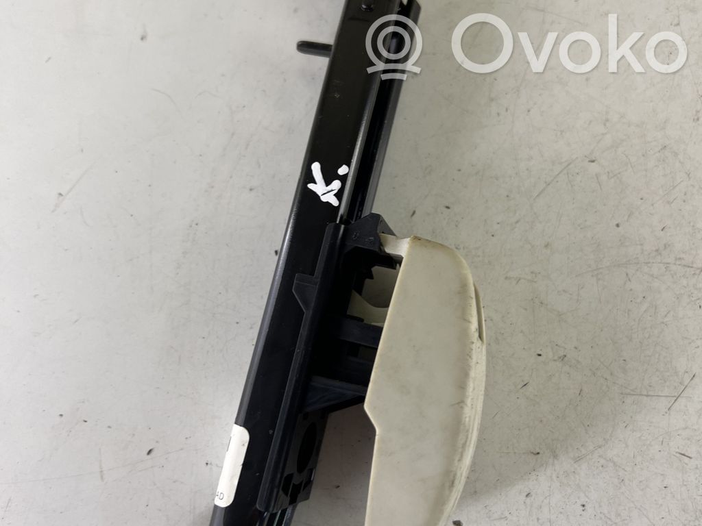 Dodge Caliber Turvavyön säätökisko 