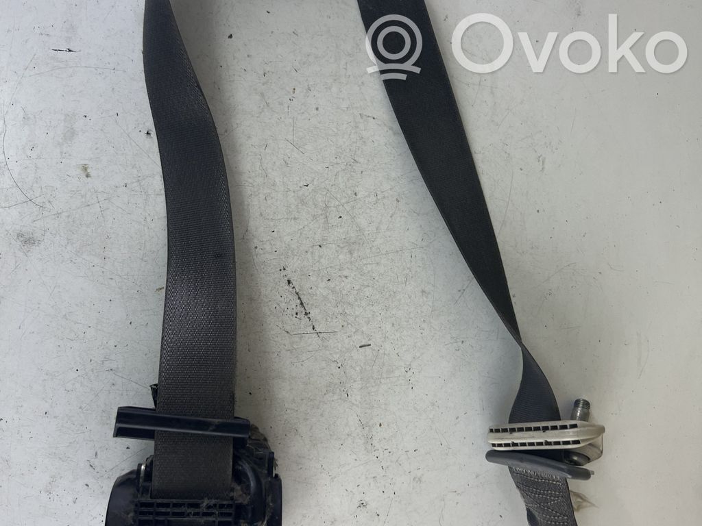 Dodge Caliber Front seatbelt 