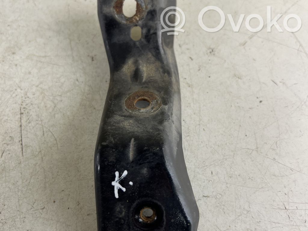 Radiator support slam panel bracket