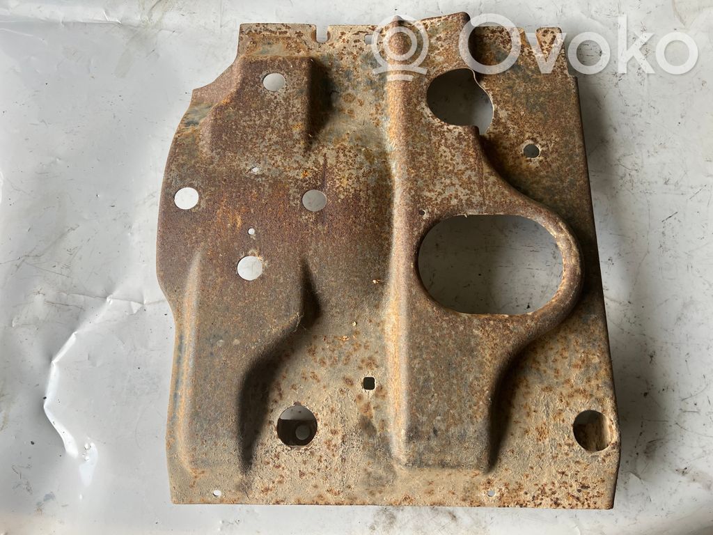 Engine splash shield/under tray
