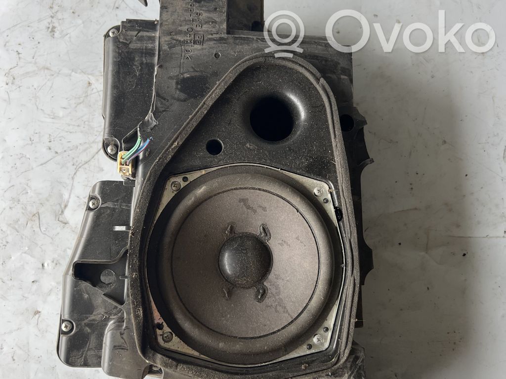Toyota Land Cruiser (J120) Głośnik niskotonowy 