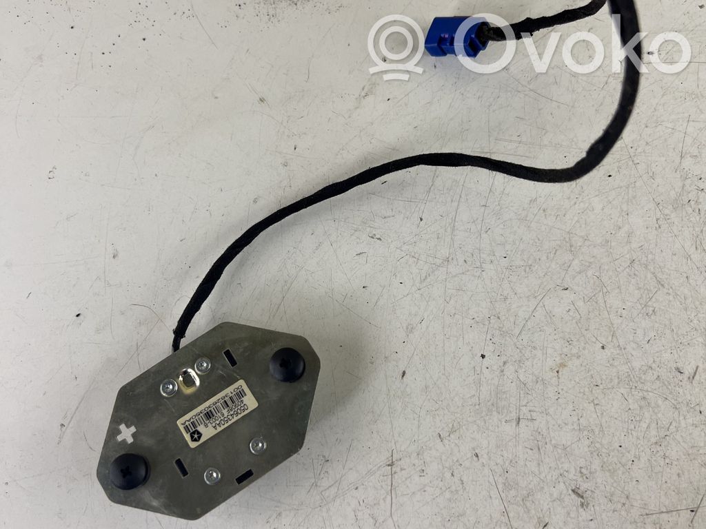Jeep Grand Cherokee Antenne GPS 