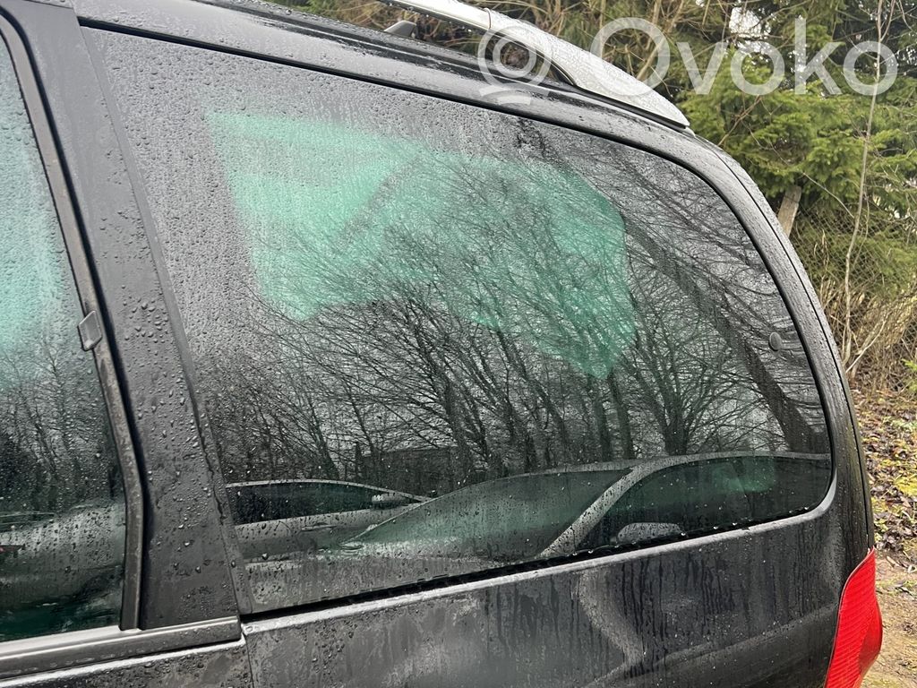 Rear side window