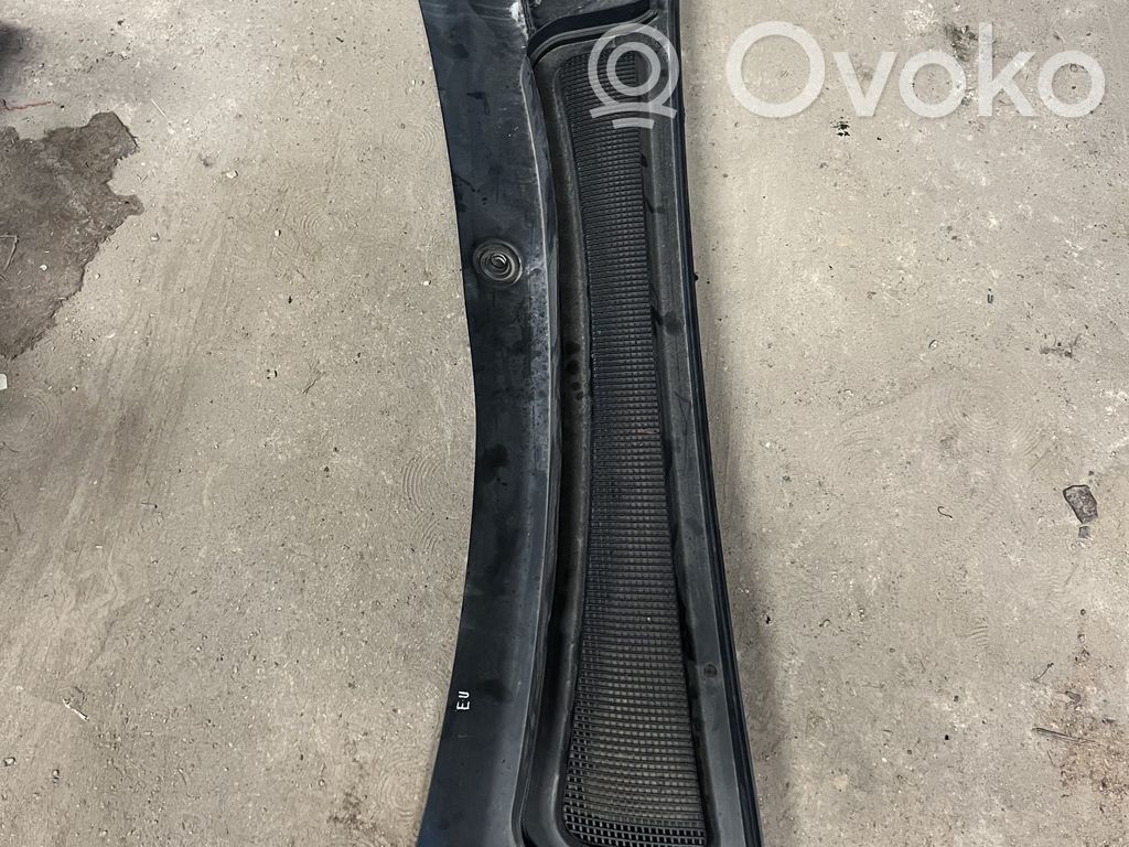 Jeep Grand Cherokee WL Podszybie przednie 