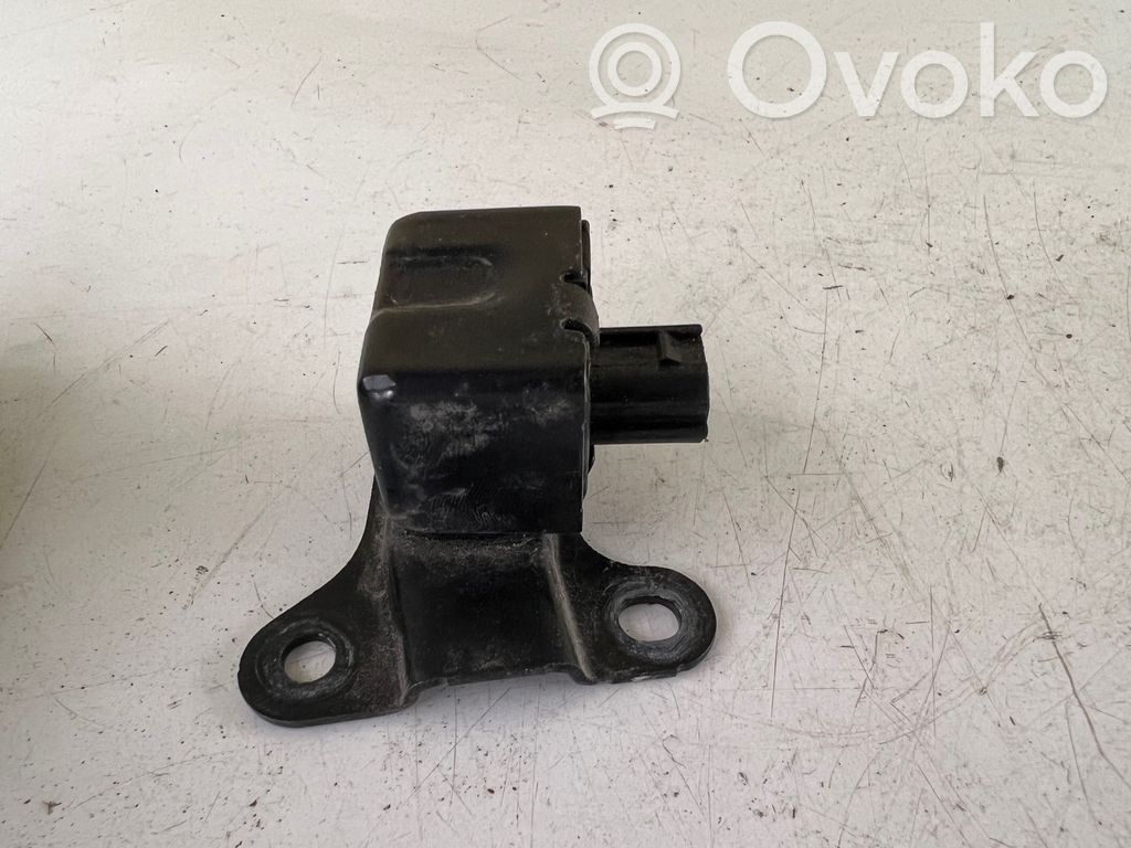 Toyota Prius (NHW20) Senzor impact/declanșare airbag 