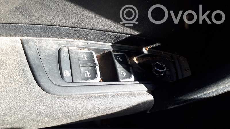 Interruptor del elevalunas eléctrico   8X4959521A