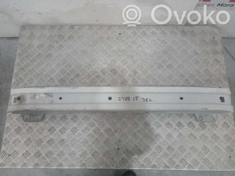 Front bumper mounting bracket